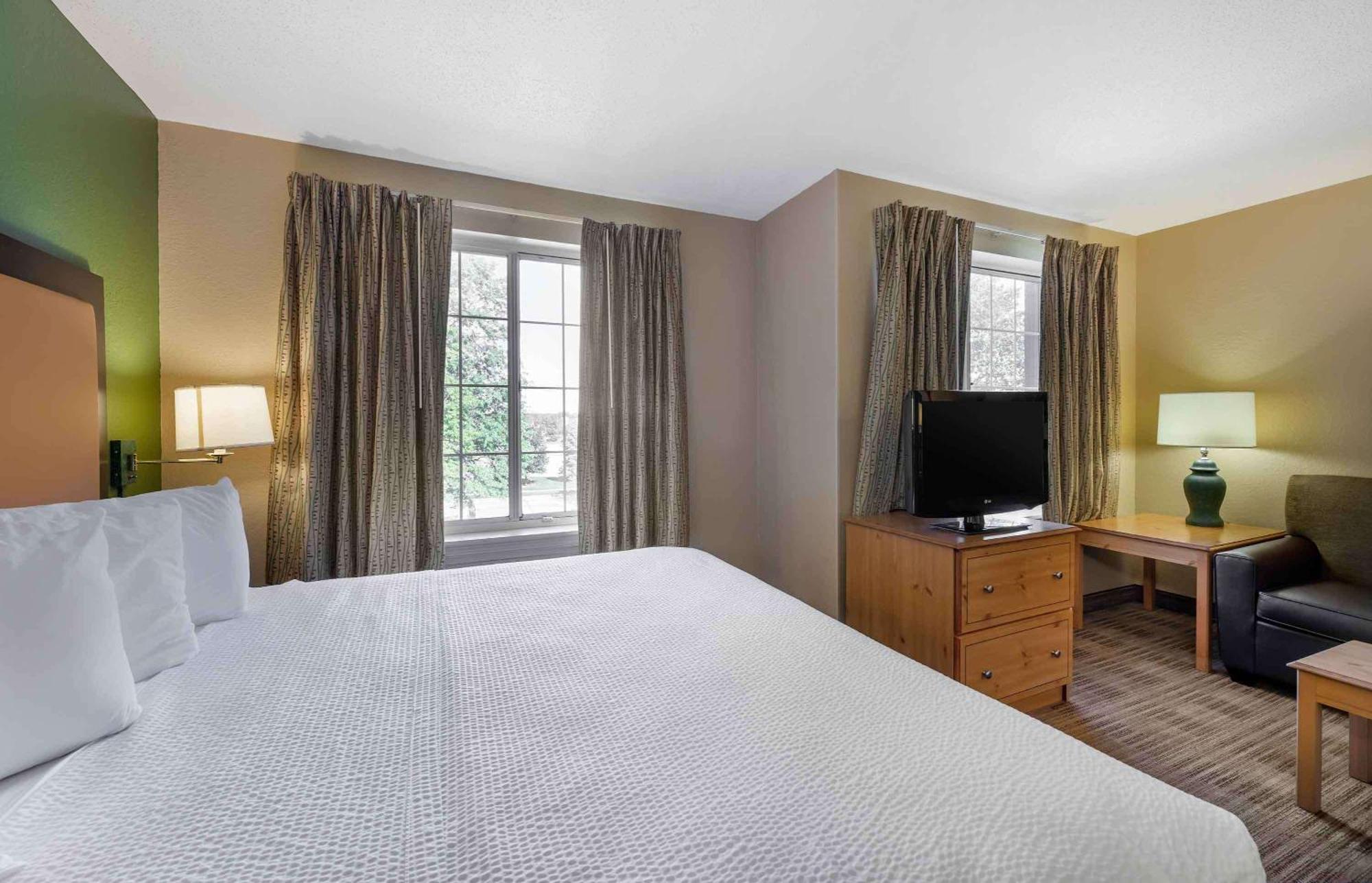 Extended Stay America Suites - Cleveland - Airport - North Olmsted Extérieur photo