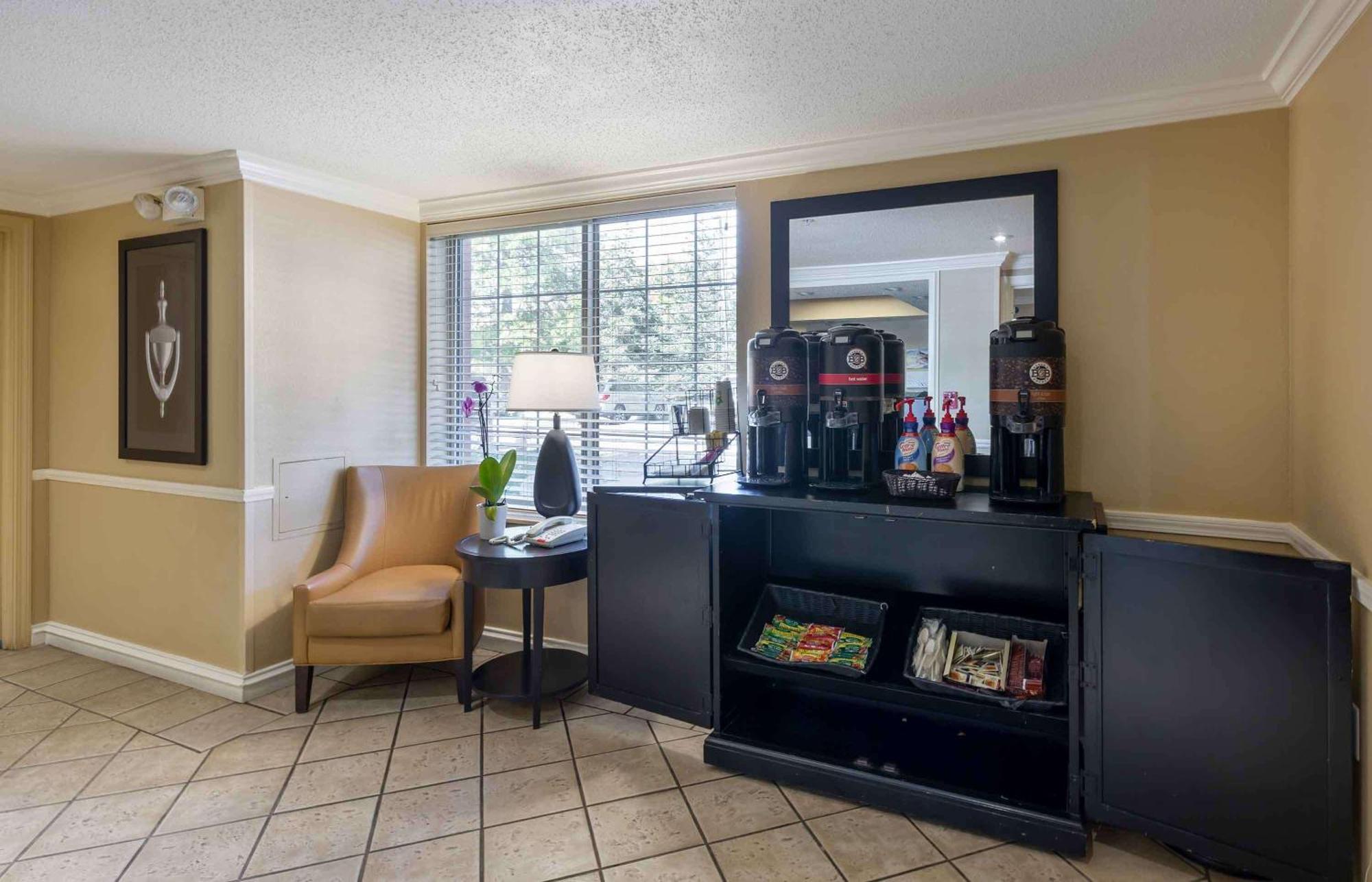 Extended Stay America Suites - Cleveland - Airport - North Olmsted Extérieur photo