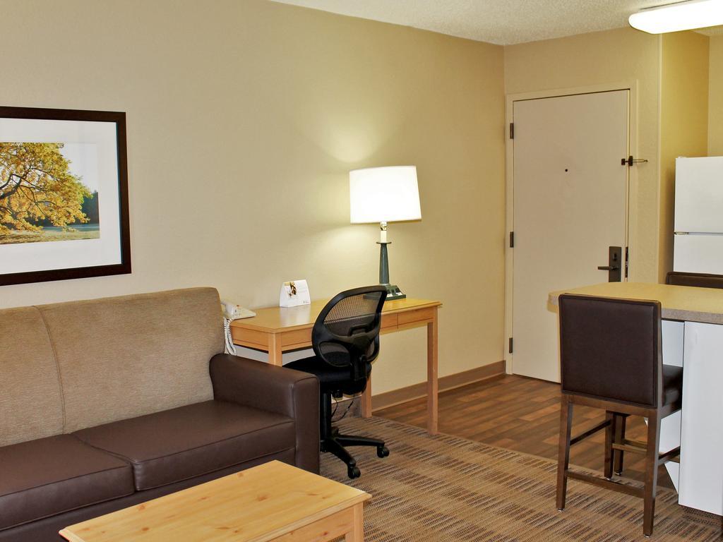Extended Stay America Suites - Cleveland - Airport - North Olmsted Extérieur photo