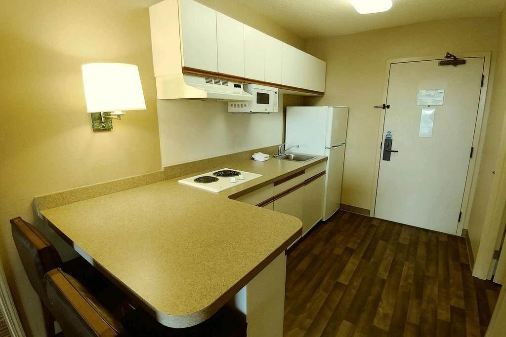 Extended Stay America Suites - Cleveland - Airport - North Olmsted Extérieur photo